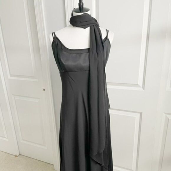 Trio New York Dresses & Skirts - Trio Black Silk Chiffon Satin Midi Flowy Dress with scarf wrap Size 14